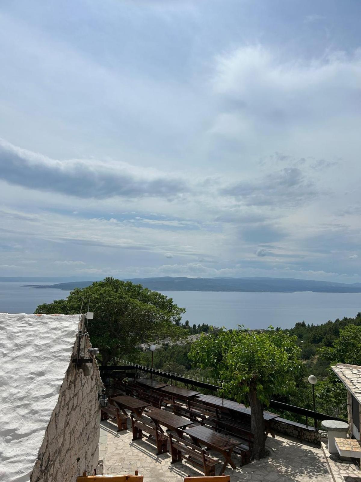 Apartment Lovre Topic Baška Voda Εξωτερικό φωτογραφία
